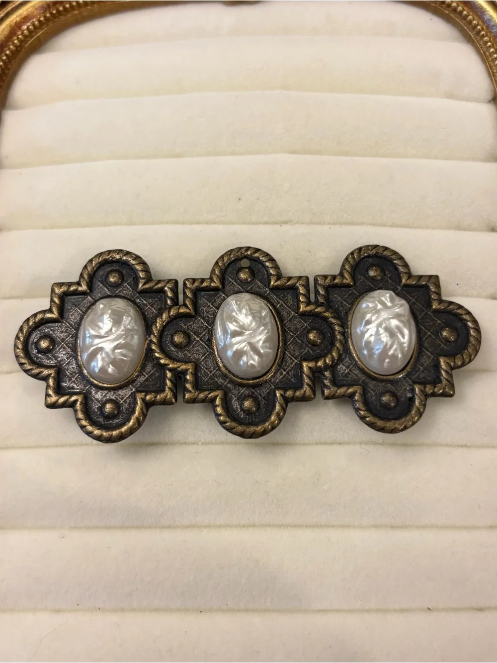 Vintage Gold‎ Tone Filigre Bar Brooch Mother Of Pearl Style Stones Victorian